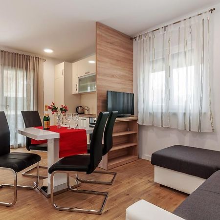 Apartments Lapidem ซูโกชัน ภายนอก รูปภาพ